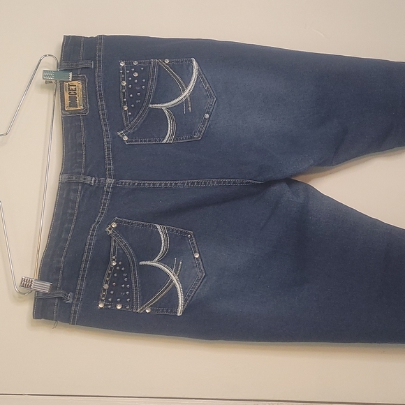 Jeans - Picture 3 of 10